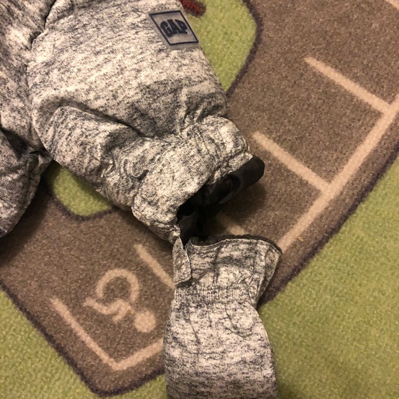 Down filled baby gap twin baby outerwear 0-6 mo. - Picture 3 of 5